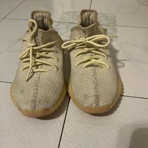 Men’s Yeezy 350 Size 6